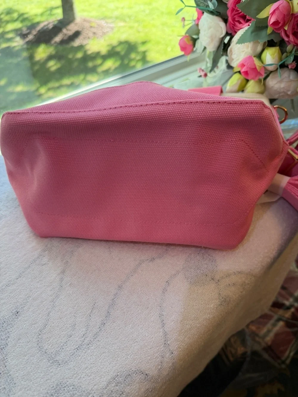 NWT Vineyard Vines Mini Embroidered Heritage Tote in Bahama Breeze
